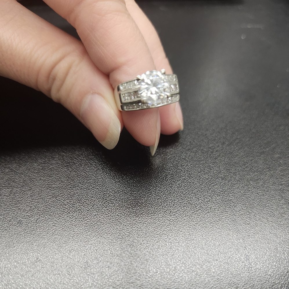10K Cubic Zirconia Ring